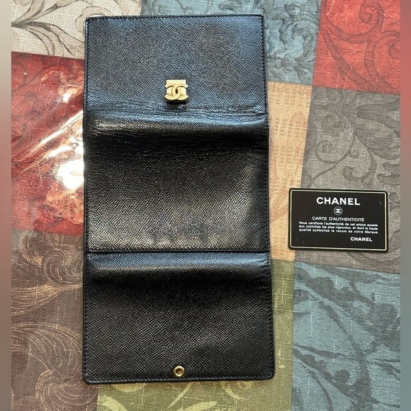 Chanel Black leather wallet with COA - Picture 7 of 8